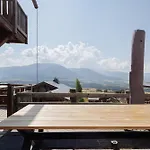 Vista - *