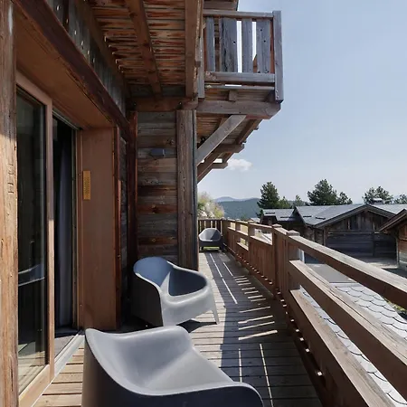 Chalet Vista - *